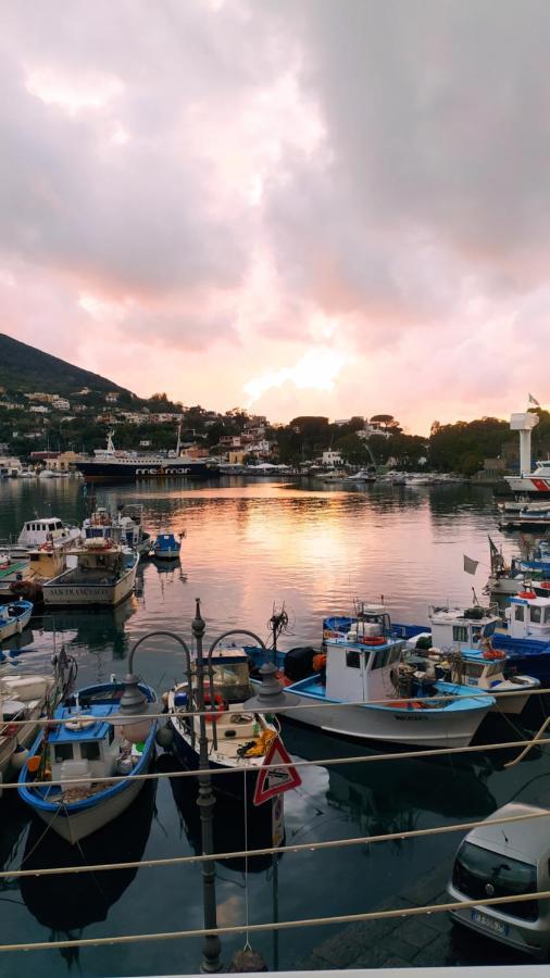 Appartamento Panoramico La Rosa Dei Venti - Maestrale Ischia Exterior foto